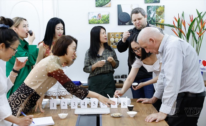 Hi vọng những khóa học về nghệ thuật pha trà Việt sẽ ngày được phổ biến rộng tại Việt Nam để du khách trong và ngoài nước cùng hiểu về nét đẹp của văn hóa Trà Việt.
